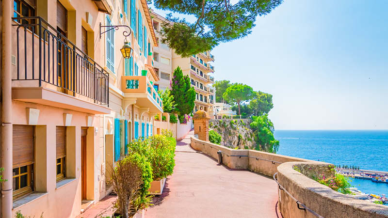 Den exklusiva orten Monaco p en resa till Provence.